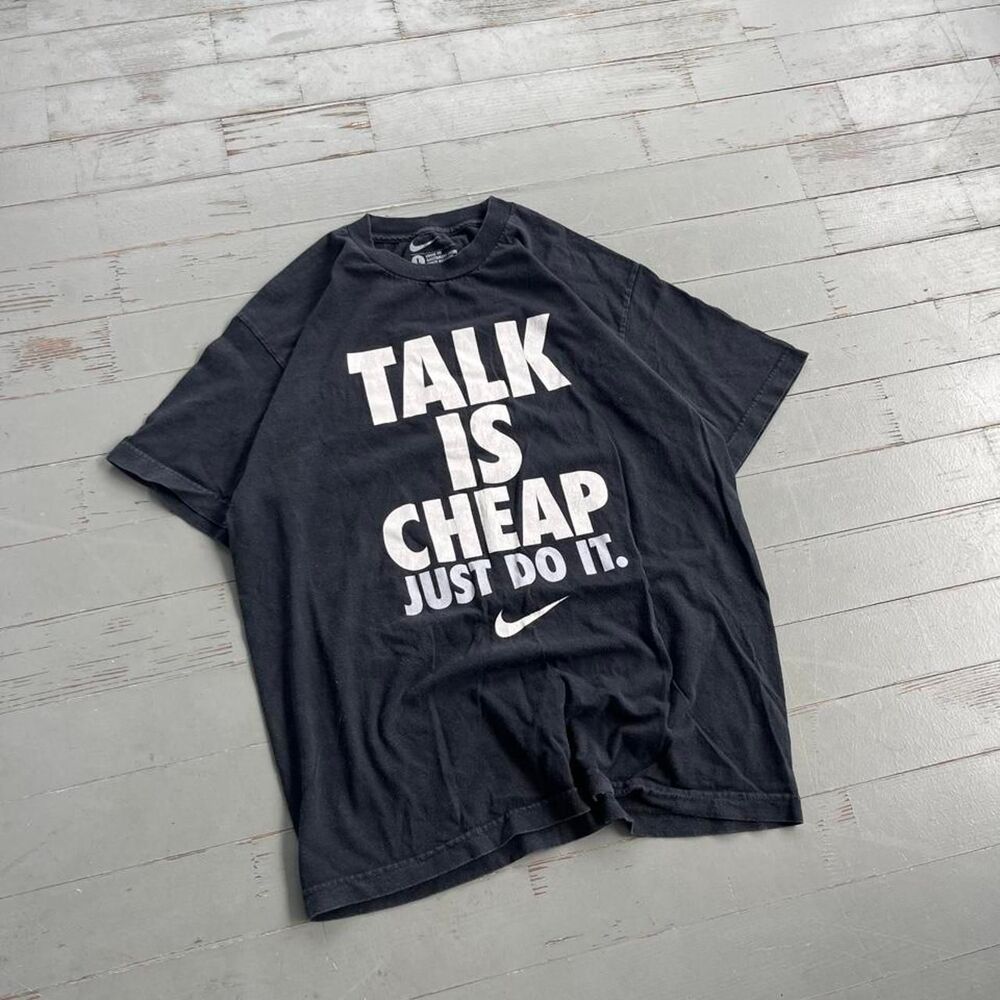 2000s Nike Streetwear Y2K Graphic Tee Shirt